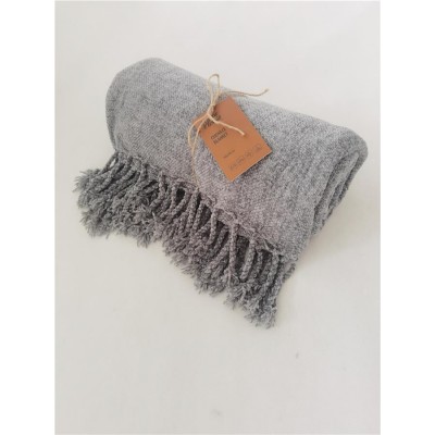 Плед Ardesto Chenille 140х190см, 100% поліестер, сірий темний ART0203CH Плед Ardesto Chenille 140х190см, 100% поліестер, сірий темний ART0203CH
