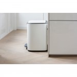 Мусорный бак с педалью Brabantia 121388 Bo Pedal Bin 36 Litre