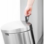 Мусорный бак с педалью Brabantia 482021 Pedal Bin FlatBack+ 40 литров Мусорный бак с педалью Brabantia 482021 Pedal Bin FlatBack+ 40 литров