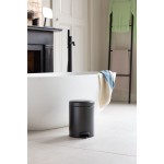 Бак для мусора с педалью Brabantia NewIcon Pedal Bin 5 л, графитовый (233463) Бак для мусора с педалью Brabantia NewIcon Pedal Bin 5 л, графитовый (233463)