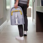 Раскладная и компактная гладильная доска Joseph Joseph 50009 с отсеком для хранения утюга Раскладная и компактная гладильная доска Joseph Joseph 50009 с отсеком для хранения утюга