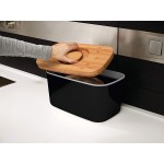 Стальная хлебница Joseph Joseph 80045 с бамбуковой крышкой-доской Стальная хлебница Joseph Joseph 80045 с бамбуковой крышкой-доской