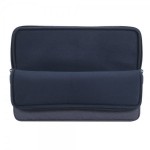 Чохол для ноутбука 13.3", Колекцiя "Suzuka", синiй RIVACASE 7703 (Blue) Чохол для ноутбука 13.3", Колекцiя "Suzuka", синiй RIVACASE 7703 (Blue)